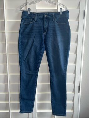 Universal Thread Dark Blue Skinny Jeans